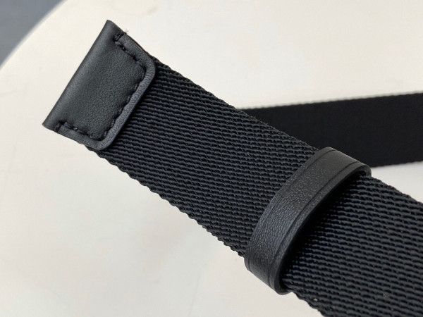 l0*is V*t0n asymmetrical sling bag