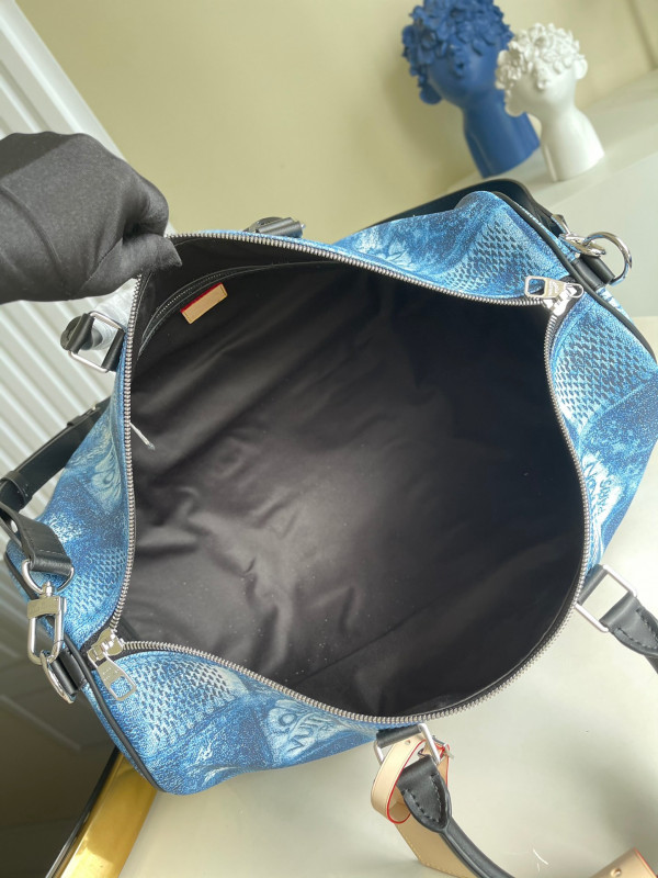 l0*is V*t0n keepall bandouliÈre 50