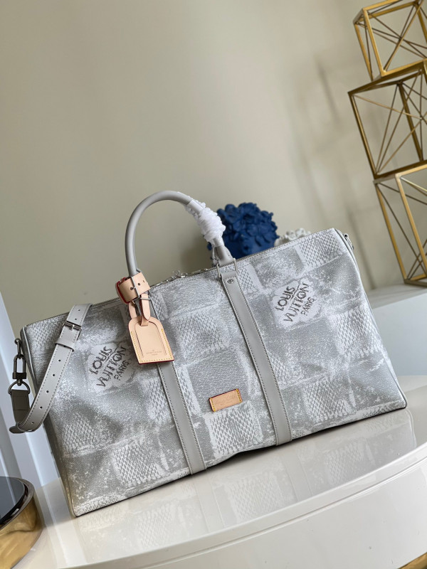 l0*is V*t0n keepall bandouliÈre 50