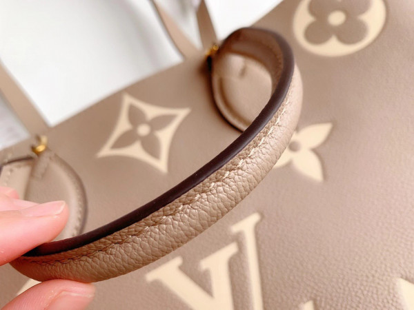 l0*is V*t0n onthego mm