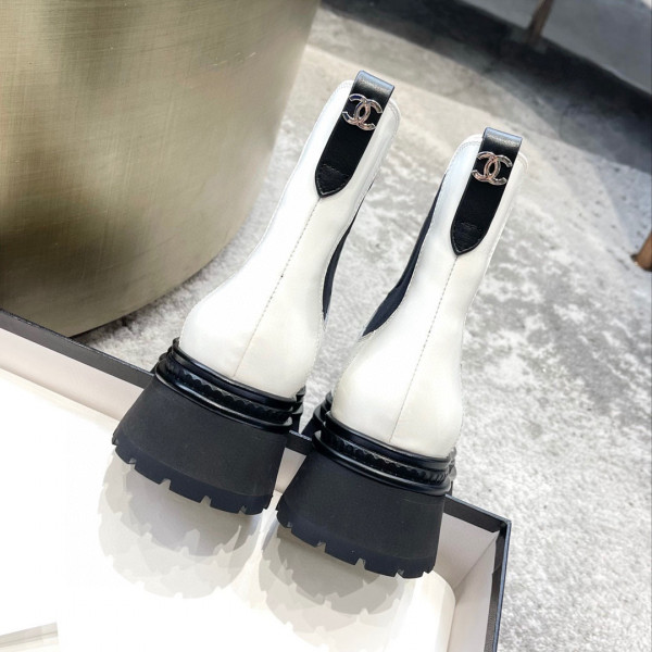CL ANKLE BOOTS