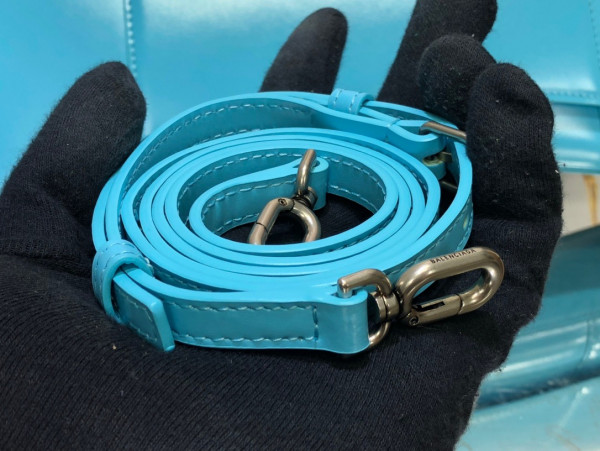 Ba*len*cia*ga hourglass stretched top handle bag