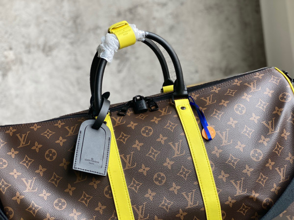 l0*is V*t0n keepall bandouliÈre 50
