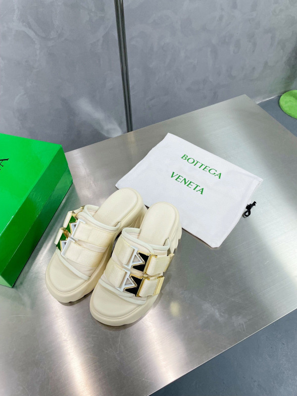 bo*te*ga Ve*ne*ta flash