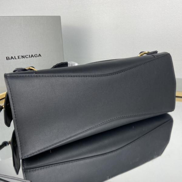 Ba*len*cia*ga neo classic small top handle bag