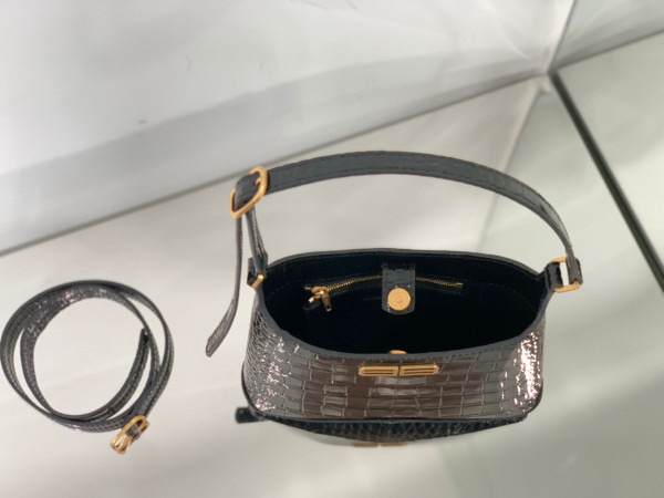 Ba*len*cia*ga xx small hobo bag