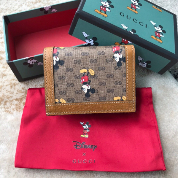 disney x G*u*i gg card holder