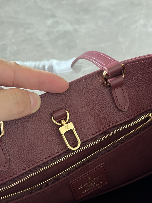 l0*is V*t0n onthego mm