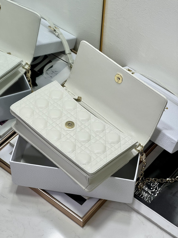 LADY DIRO-24*14*7.5CM