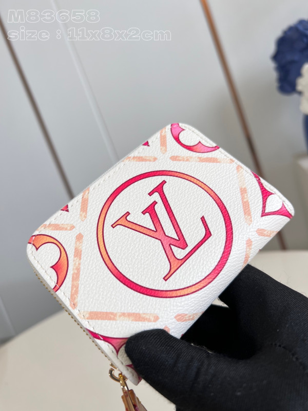 l0*is V*t0n slender wallet-11*8.5*2cm