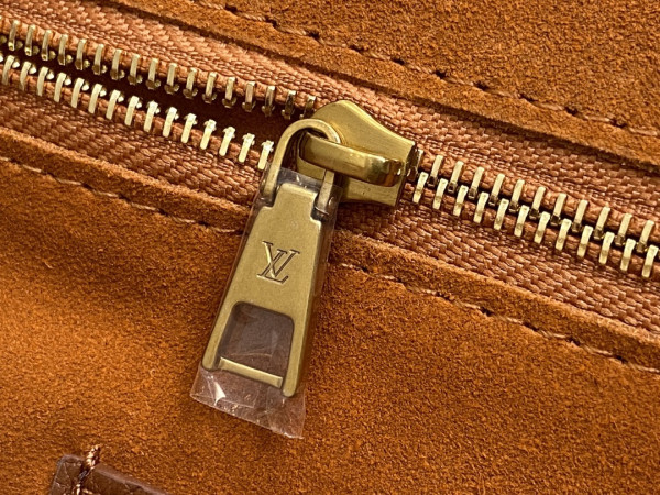 l0*is V*t0n soft twist-27*19*9cm