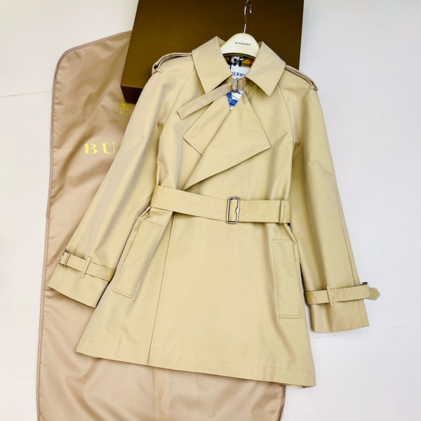 B**rry trench jacket