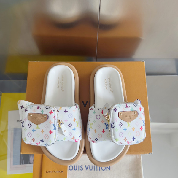 l0*is V*t0n x tm pool pillow comfort mule