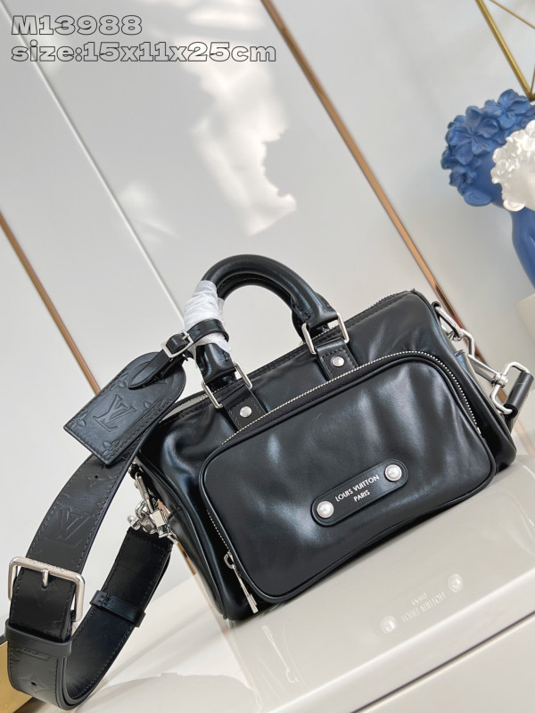 l0*is V*t0n keepall bandouliÈre 25