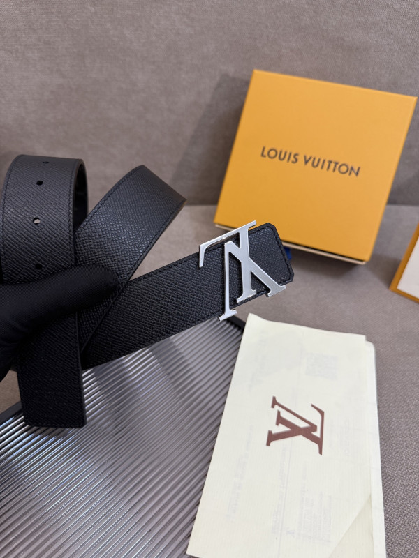 l0*is V*t0n men belt