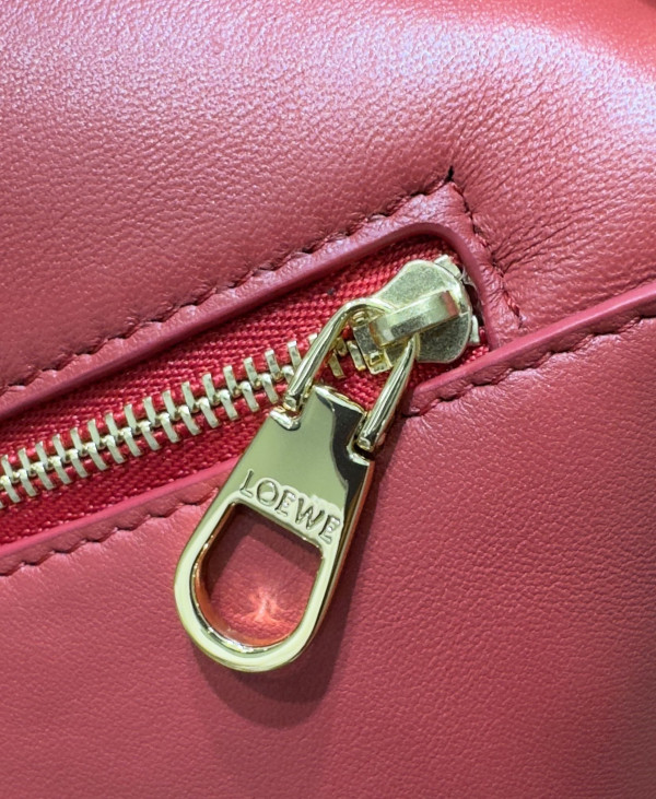 Lowee Small Puzzle Bag-24*16*10.5cm