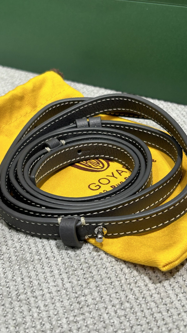 Go*ard beluga  - 23×18.5×8cm