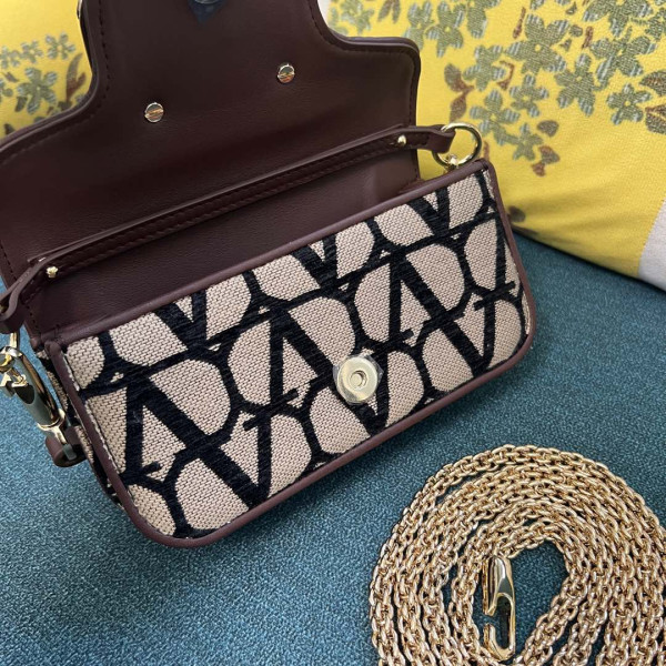 VALENTINO LOCÒ SMALL SHOULDER BAG
