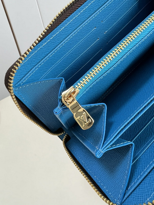 l0*is V*t0n zippy wallet