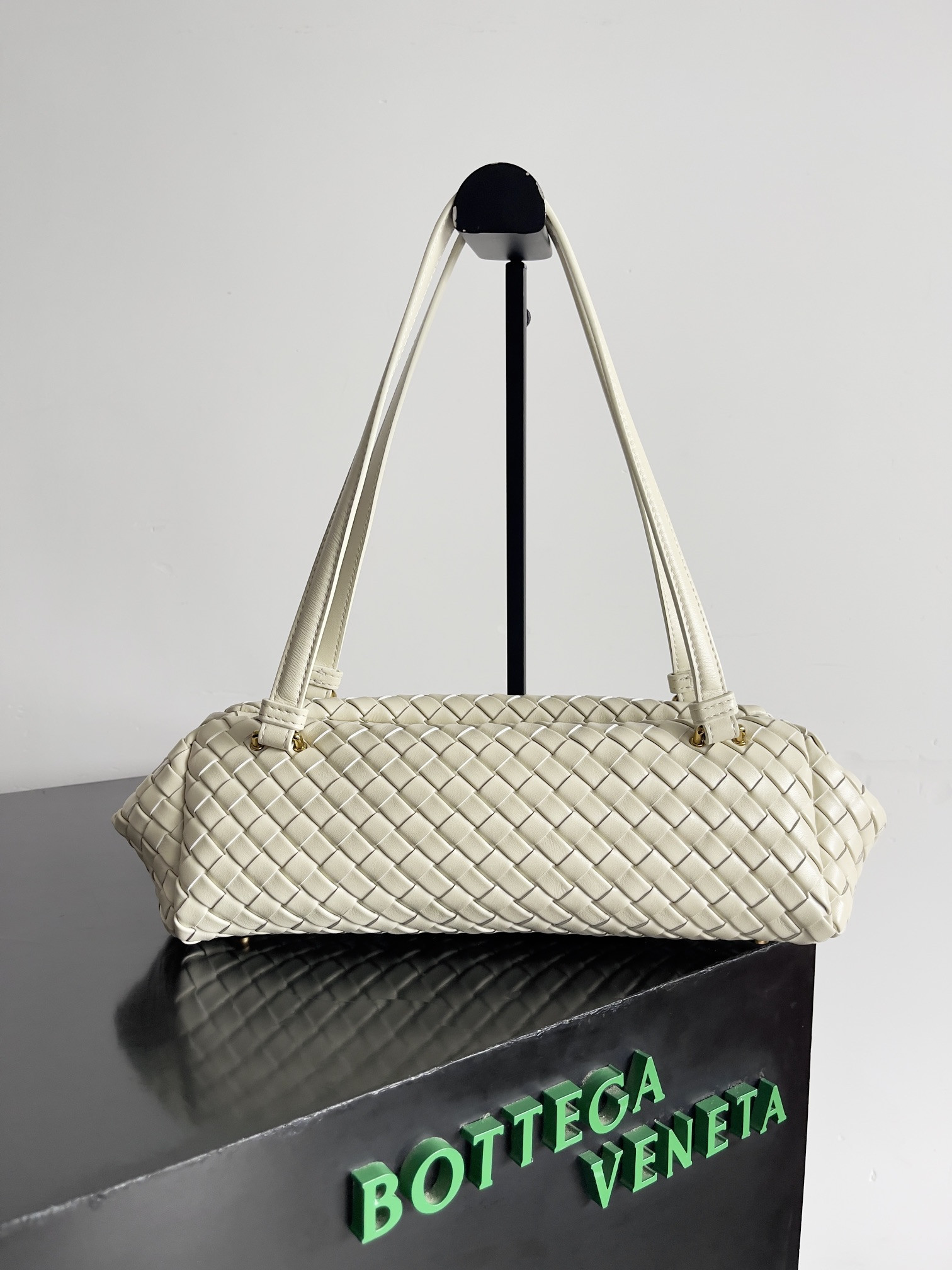 bo*te*ga Ve*ne*ta let's go